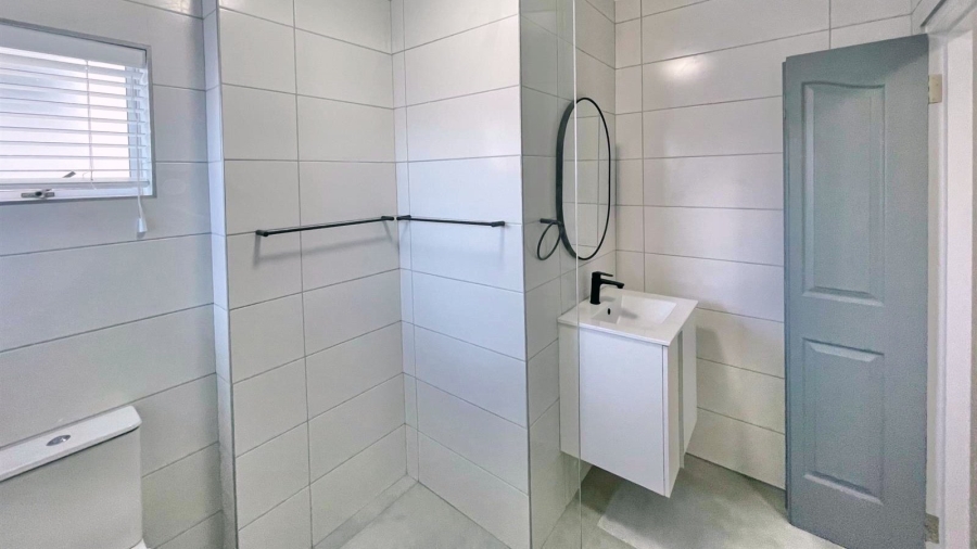 2 Bedroom Property for Sale in Reebok Western Cape